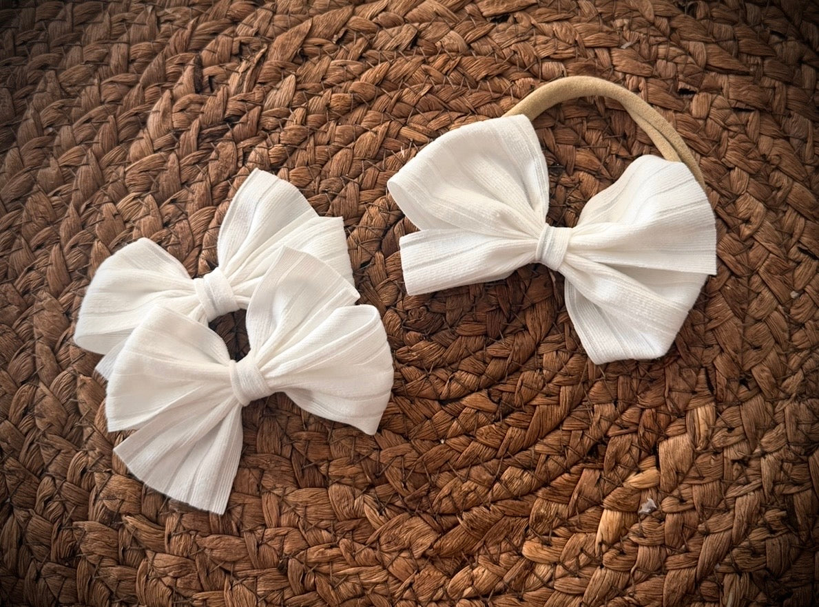 Charmed Rose- Angel Bows